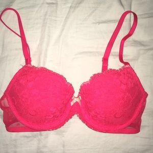 Red lace lightly lined bra